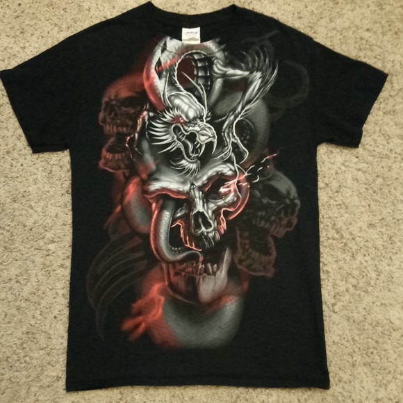 🚫SOLD🚫SKULL & DRAGON Shirt - Picture 2 of 3